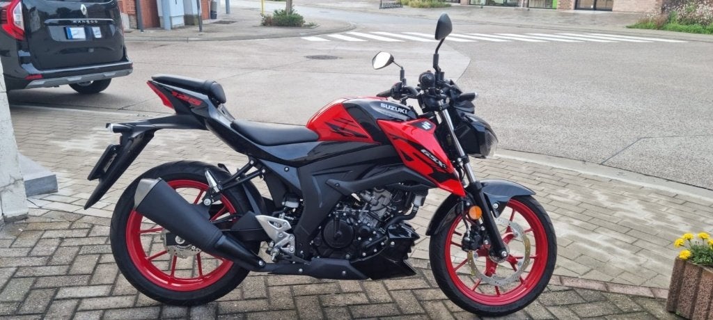 suzuki gsx-s 125, Motoren, Gebruikt, Particulier, 125 cc, 11 kW of minder