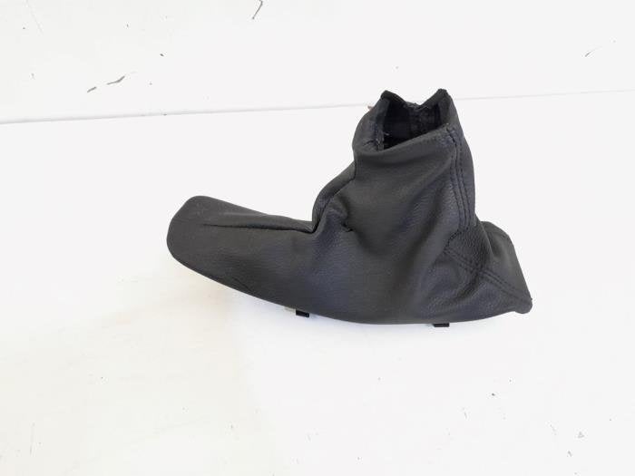 Enveloppe levier frein à main d'un BMW 3-Serie, -, 3 mois de garantie, Utilisé, -