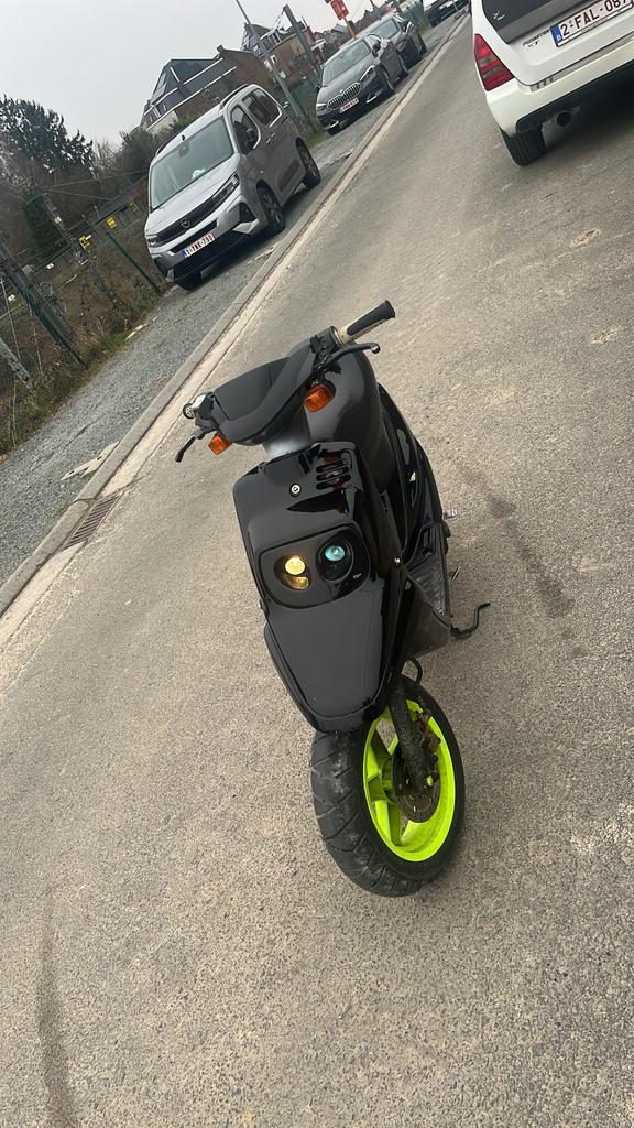 Mbk booster te koop, Fietsen en Brommers, Ophalen, Zo goed als nieuw