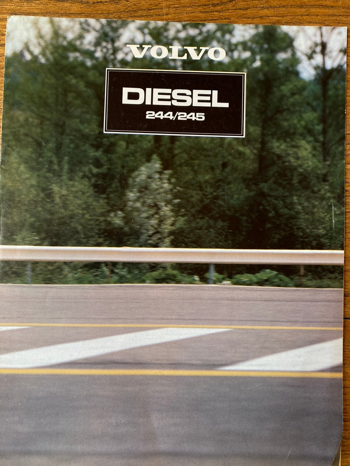 Brochure remarquable de la voiture VOLVO 244/245 Diesel 1981, Envoi, Comme neuf, Volvo