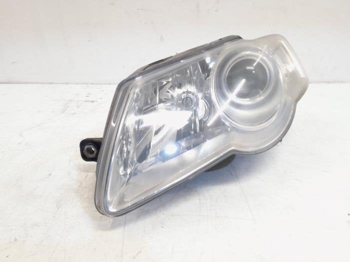 Phare gauche d'un Volkswagen Passat, Autos : Pièces & Accessoires, Volkswagen, -, 3 mois de garantie, Utilisé