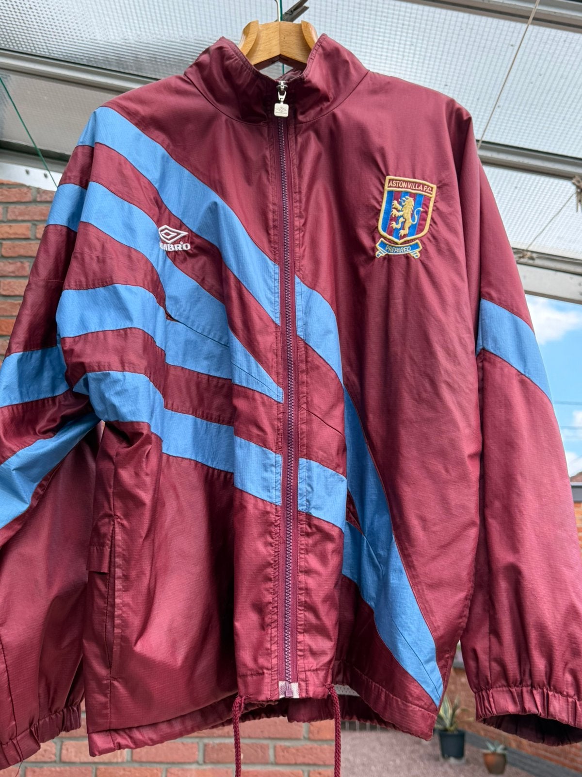 Aston Villa Vintage Umbro Shell Suit Jacket XL 90’s, Kleding | Heren, Meerkleurig, Maat 56/58 (XL), Ophalen of Verzenden, Zo goed als nieuw