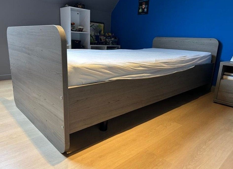 Compleet 1persoonsbed: lattenbodem & matras (Gedemonteerd), Ophalen, 90 cm, Eenpersoons, Zo goed als nieuw