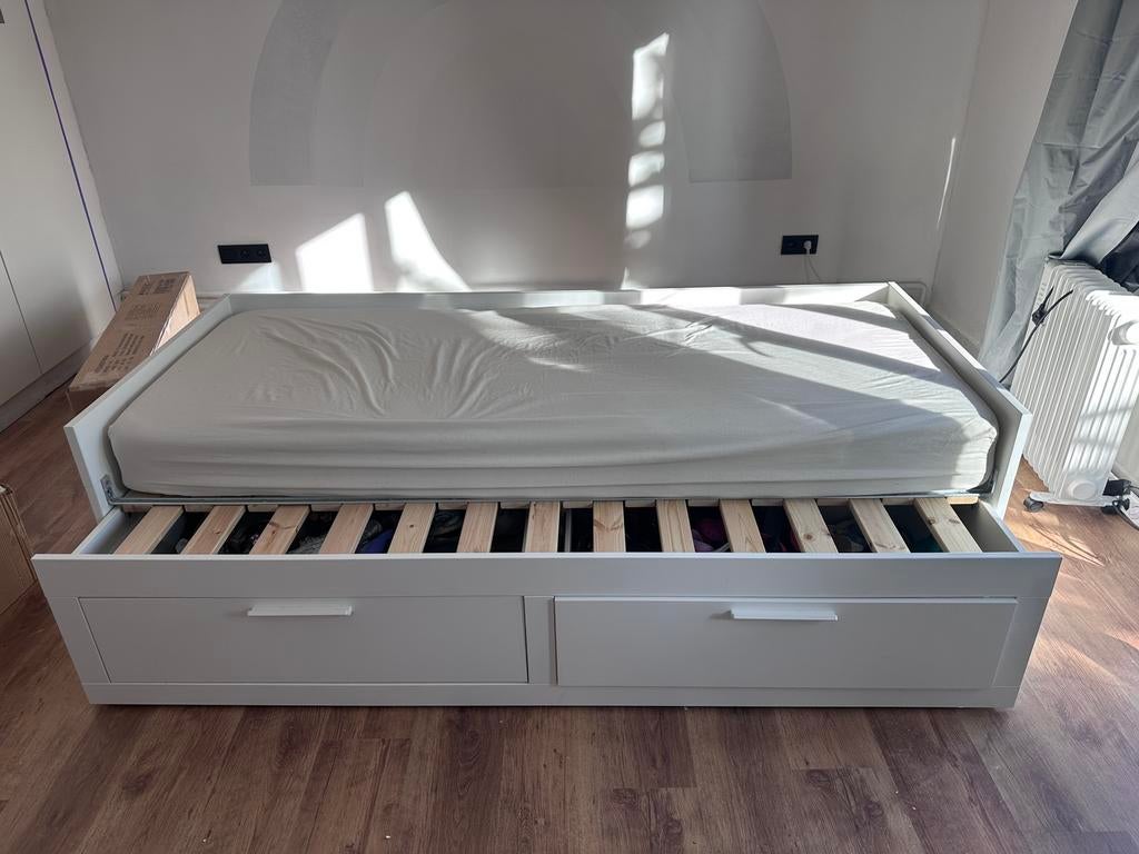 2 1 persoonsbed, Huis en Inrichting, Ophalen, Zo goed als nieuw
