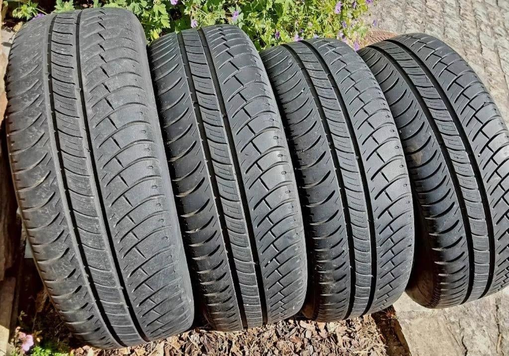 Bons pneus été 185/60-15 sur jantes Opel, Auto-onderdelen, Banden en Velgen, Banden en Velgen, Zomerbanden, 15 inch, 185 mm, Gebruikt
