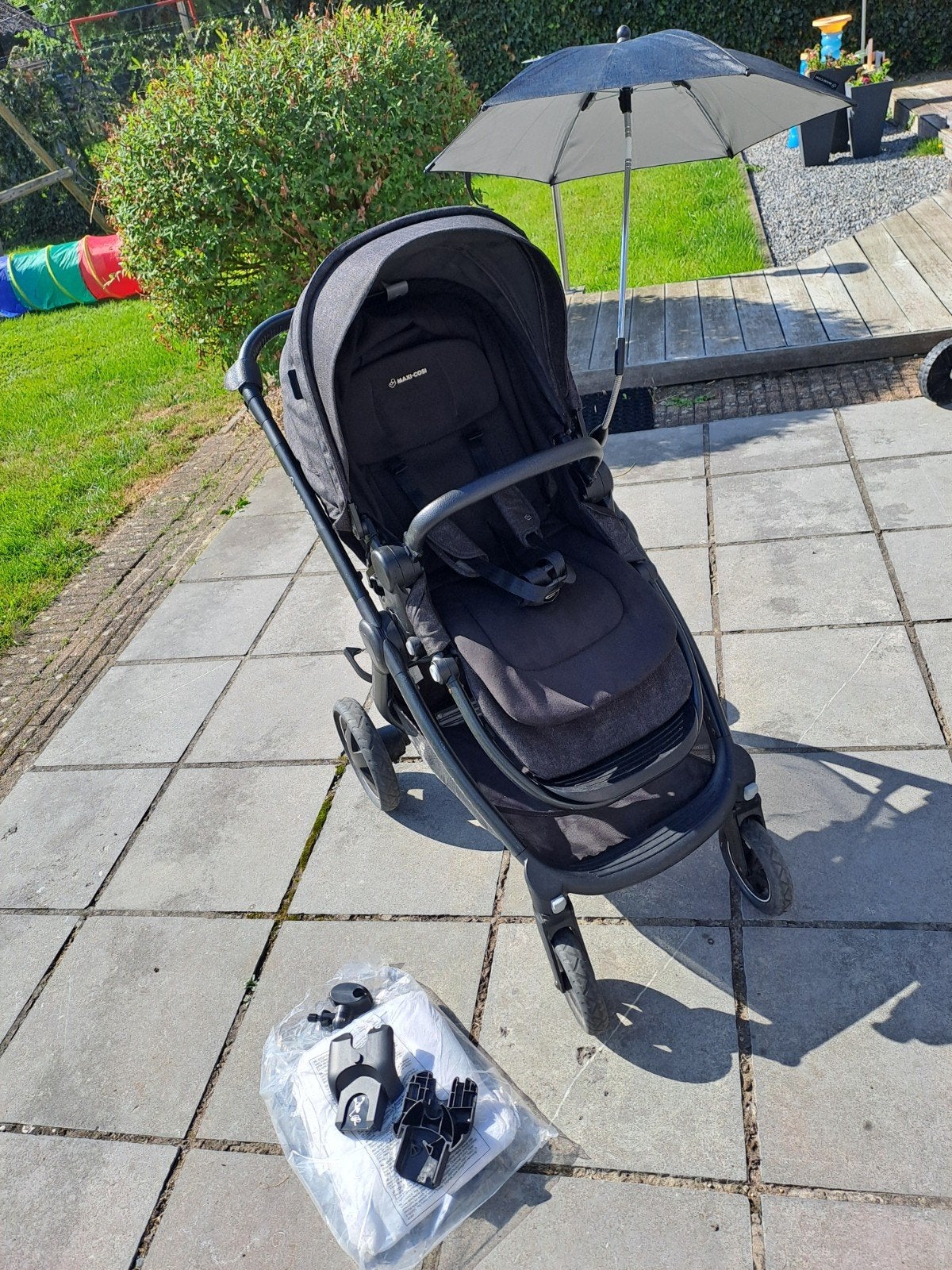 Maxi-Cosi Adorra – Nomad Black –  met accessoires, Enlèvement, Utilisé, Maxi-Cosi, Protection de pluie