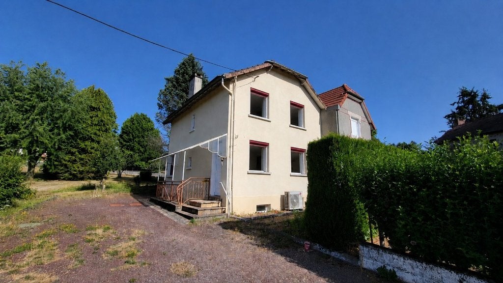 Maison rénovée avec dépendances, 2610M2 de terrain, Village, Maison d'habitation, Dournazac, 98 m²