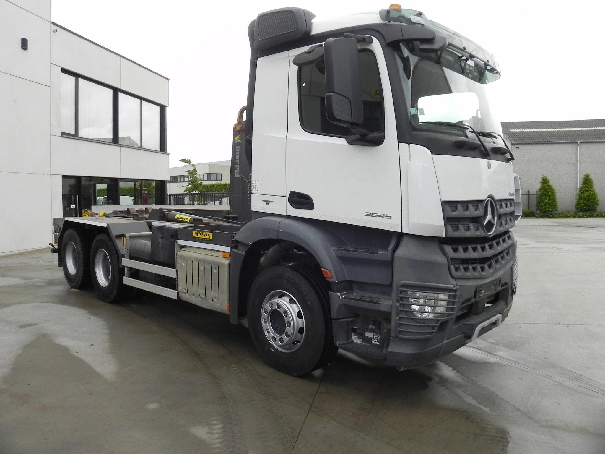 Mercedes-Benz Arocs 2645 containerhaaksysteem 6X4 met uitsch, Achat, Euro 6, Mercedes-Benz, Diesel