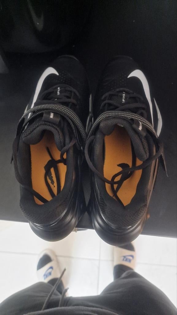 Squatschoenen nike savaleos maat m8.5 zo goed als NIEUW, Sport en Fitness, Fitnessmaterialen, Ophalen