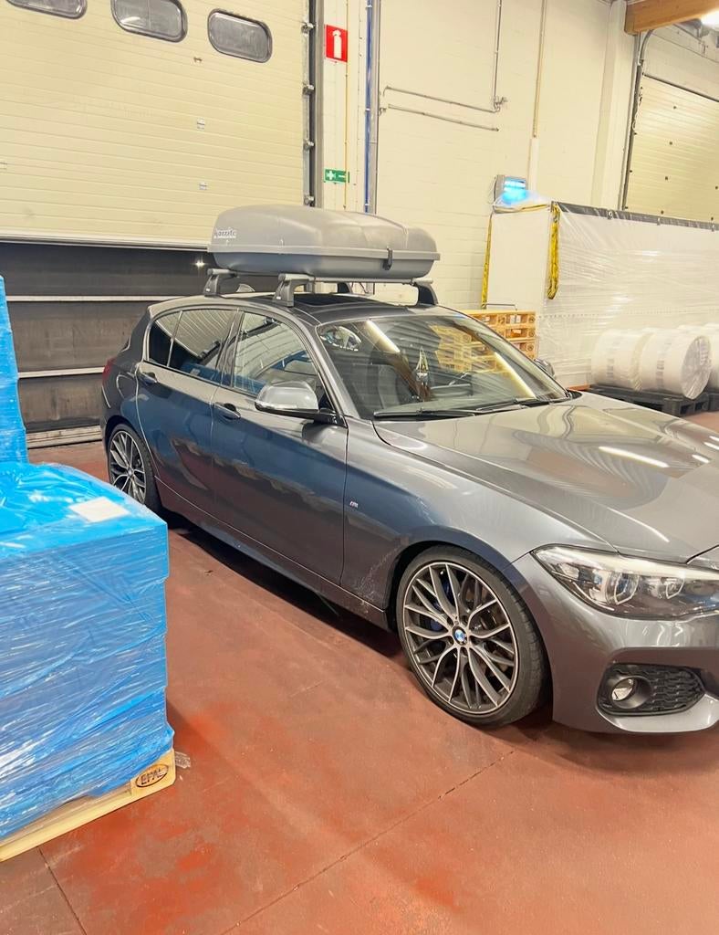 Dakkoffer + originele dakdragers BMW 1serie, Particulier, Te koop, Dakrails