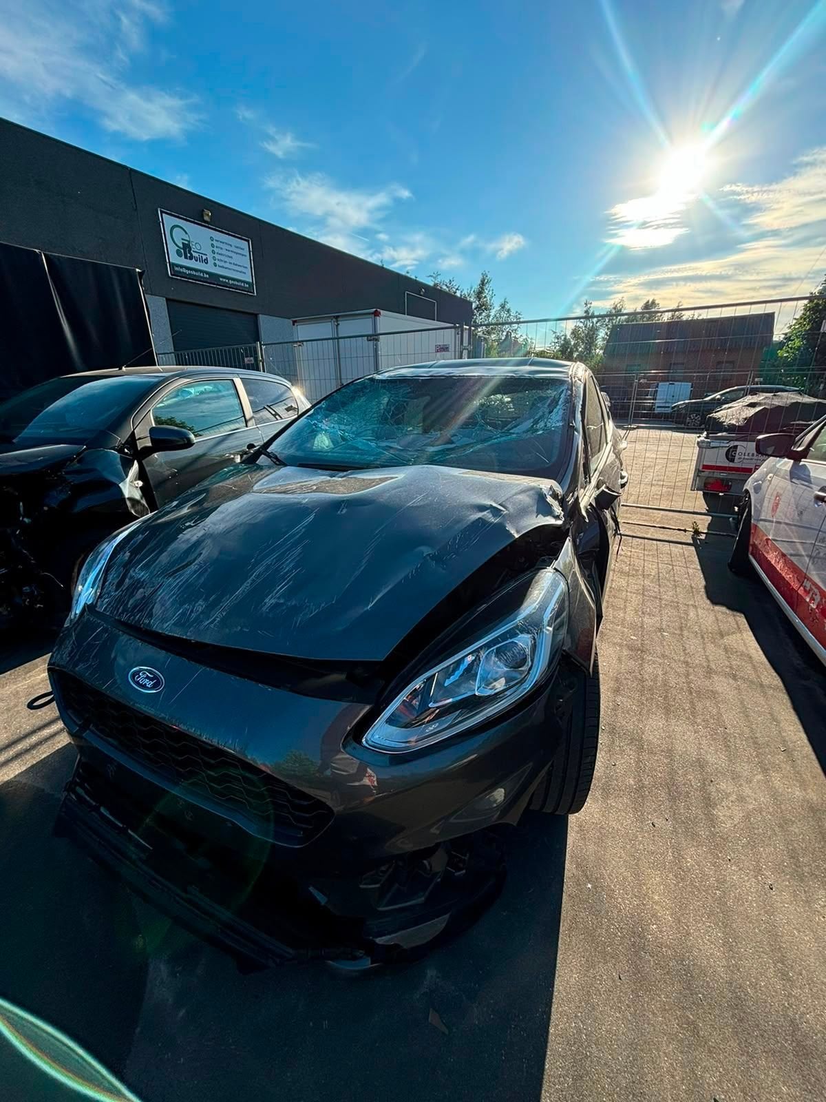 Ford Fiesta, Auto diversen, Ongevalwagen, Benzine, Zwart