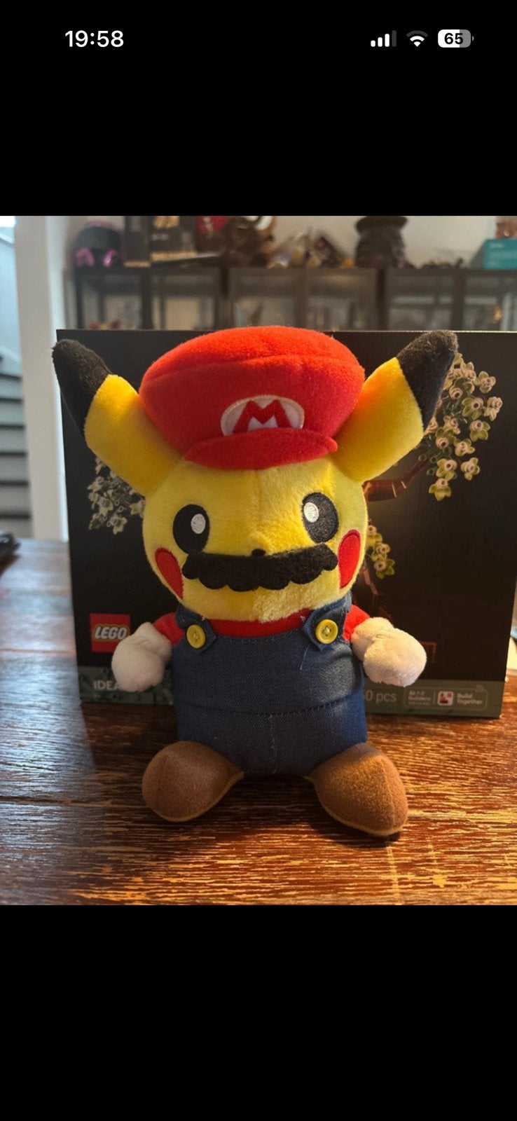 Mario pikachu plush, Kinderen en Baby's, Speelgoed | Knuffels en Pluche, Pokémon, Ophalen, Zo goed als nieuw