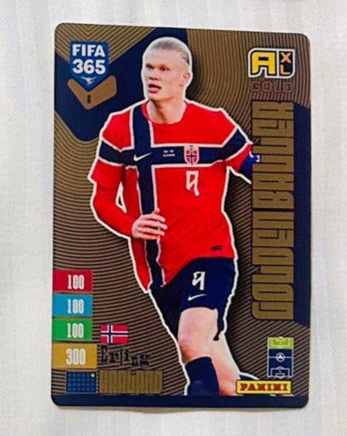 Panini fifa 365 Adrenalyn 2027 Golden baller Erling Haaland, Ophalen of Verzenden, Nieuw, Plaatje