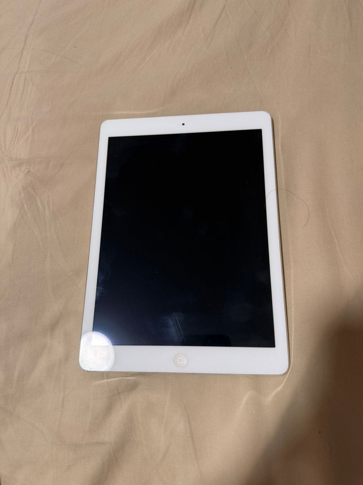Apple ipad air 1 64gb wit/zilver+gratis cover & kabel, Computers en Software, Gebruikt, Apple iPad, Wit, Ophalen of Verzenden