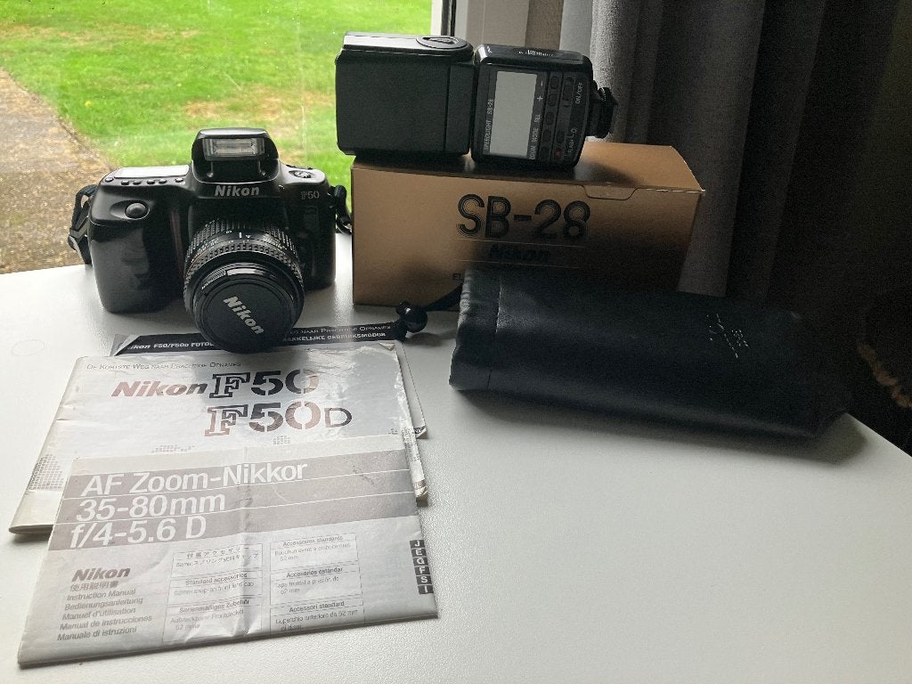 Nikon F50 met Speedlight flits, Ophalen, Zo goed als nieuw, Spiegelreflex, Nikon