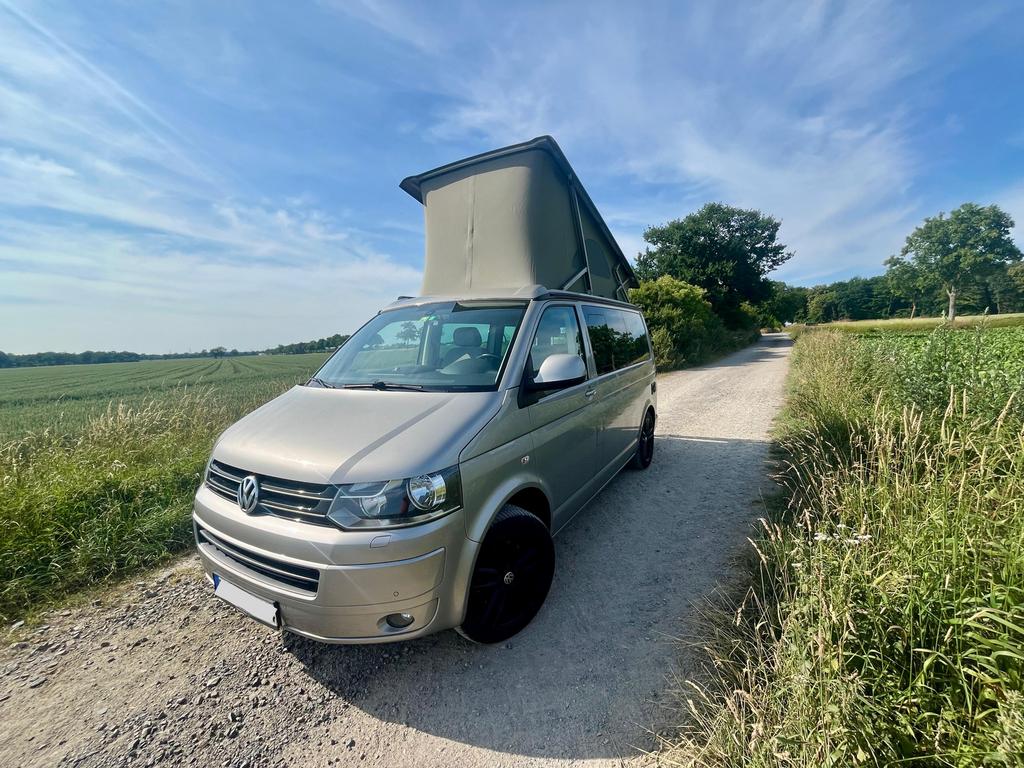 Volkswagen T5 California 4 Motion 4x4 NL kenteken, Automaat, Buscamper of Camperbus, Volkswagen, Diesel