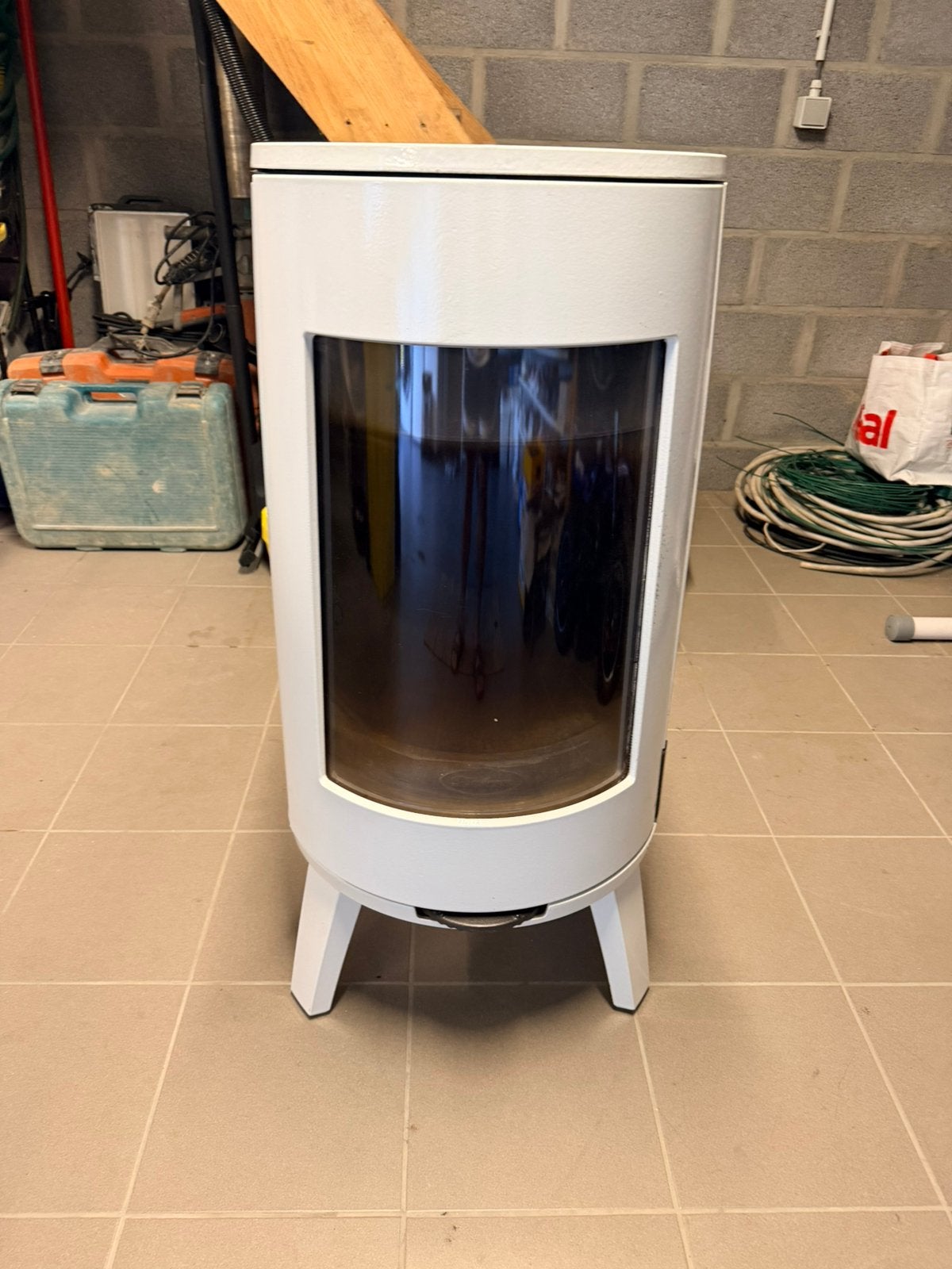BOLD300 Designhoutkachel met poten en rond glas, Ophalen, Gebruikt, Houtkachel, Vrijstaand