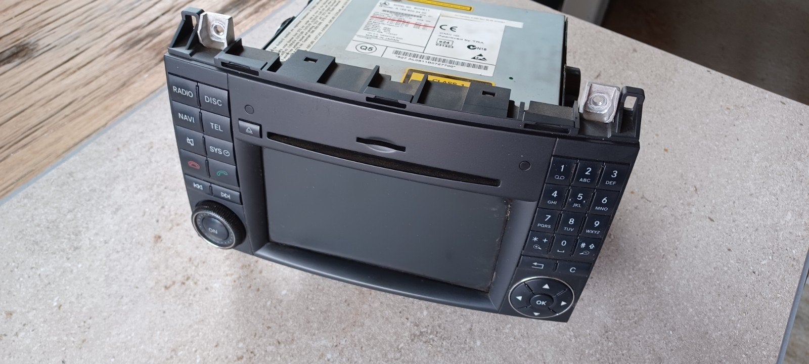 Radio/GPS Mercedes Viabo/Vito, Enlèvement