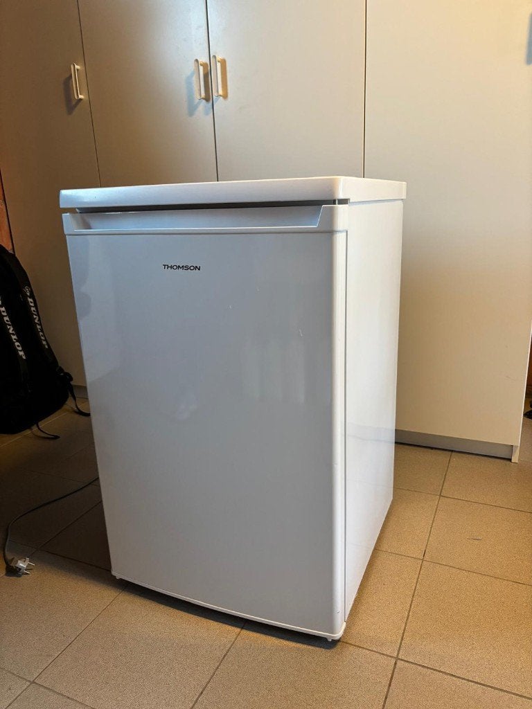 Ijskast tafelmodel Thomson gratis op te halen, 100 tot 150 liter, Energieklasse A of zuiniger, 45 tot 60 cm, Ophalen