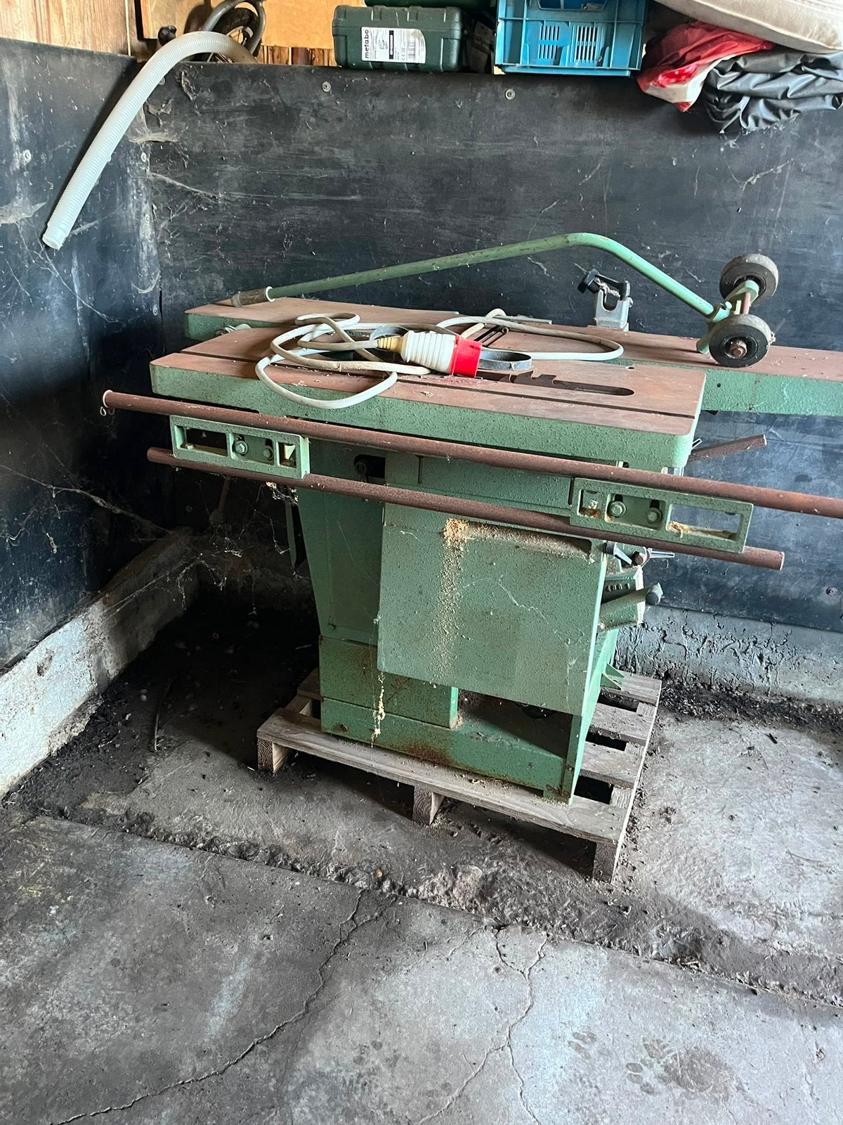 Lurem C260 zaagmachine, Bricolage & Construction, Outillage | Scies mécaniques, Utilisé, Scie circulaire, Enlèvement
