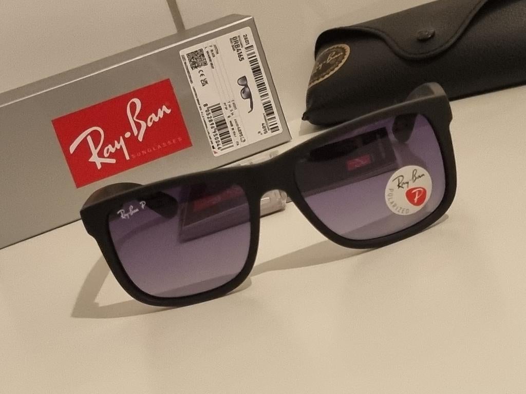 Ray Ban Justin RB4165 polarized zonnebril, Handtassen en Accessoires, Zonnebrillen en Brillen | Heren, Ophalen of Verzenden, Nieuw