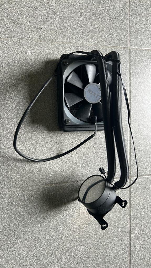 NZXT m22 Kraken px watercooling, Informatique & Logiciels, Enlèvement, Utilisé