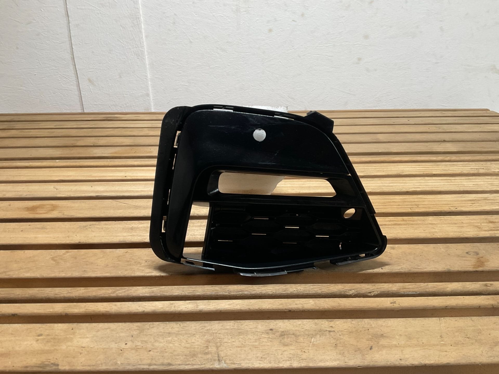Calandre de pare-chocs avant droite BMW S rie 3 G20 G21 Cala, Petuelring 130
80788  Munich, DE, Info@bmw.de, Utilisé, BMW