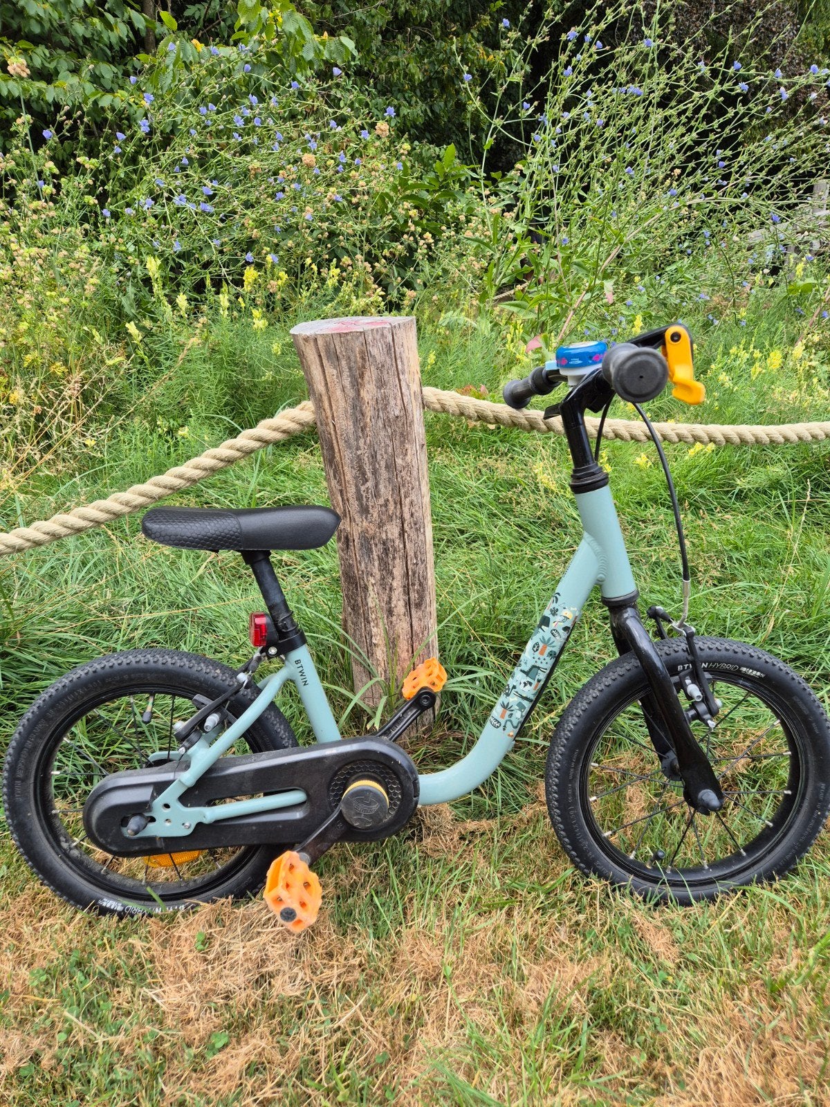 BTWIN
2-in-1 kinderfiets/loopfiets DISCOVER 900 14 inch, Fietsen en Brommers, Ophalen, Zijwieltjes, Velgrem, Btwin Decathlon