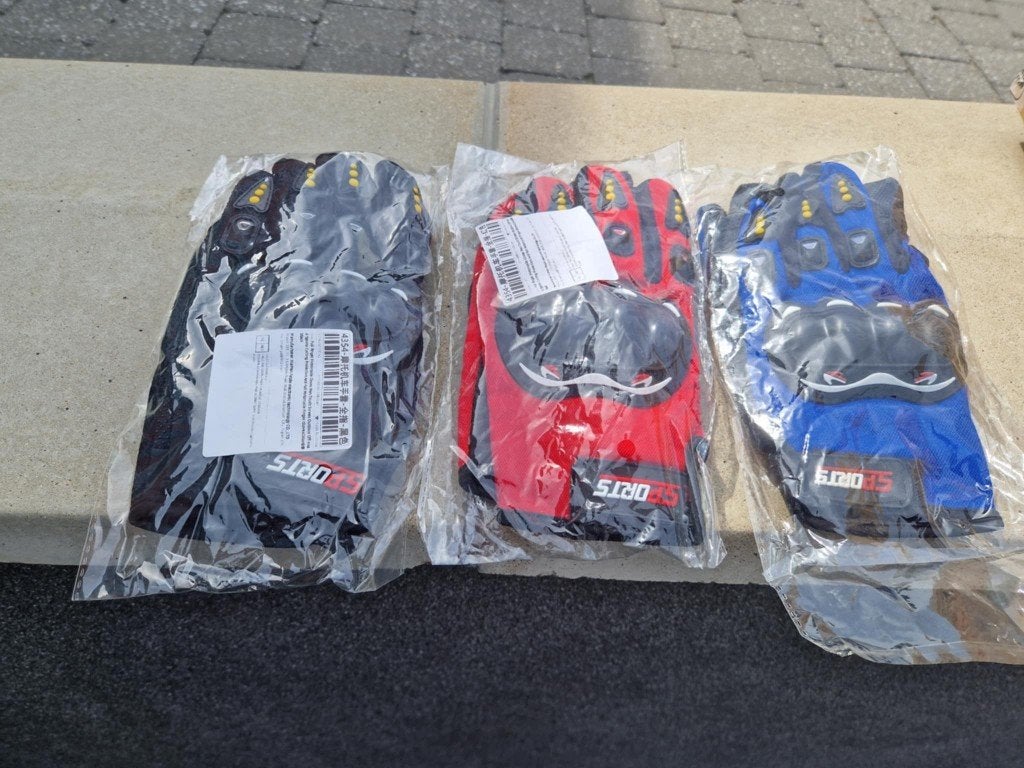 Gants moto neuf reste 1 coloris disponible rouge, Motos, Enlèvement, Neuf, sans ticket, Gants