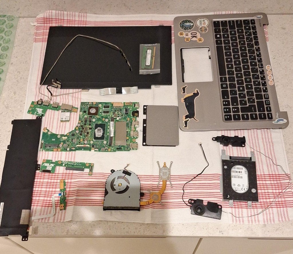 Laptoponderdelen, Ophalen of Verzenden, Gebruikt