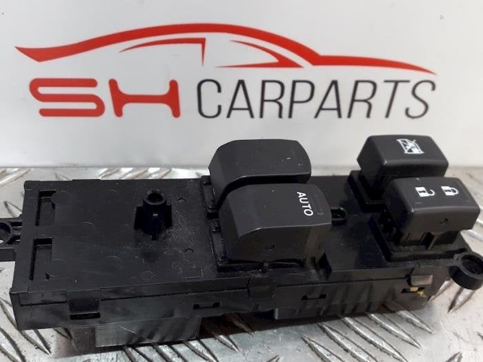 Elektrisch Raam Schakelaar van een Suzuki Swift, Auto-onderdelen, Dashboard en Schakelaars, Gebruikt, -, -, Ophalen of Verzenden