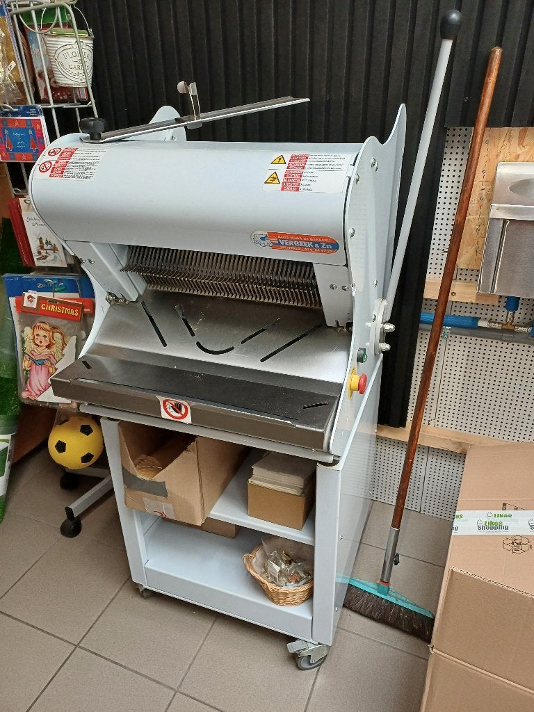 BROODSNIJMACHINE, Ophalen, Zo goed als nieuw