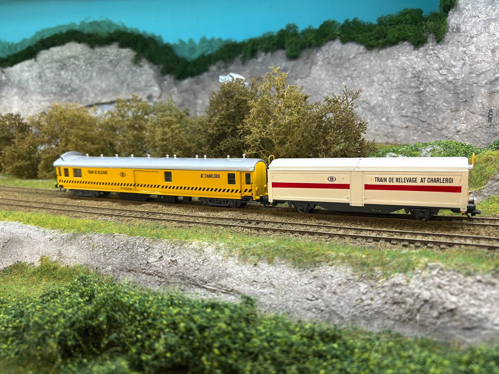 SNCB NMBS HO Roco/LS Train relevage AT Charleroi 2 rail DC, Hobby & Loisirs créatifs, Trains miniatures | HO, Enlèvement ou Envoi