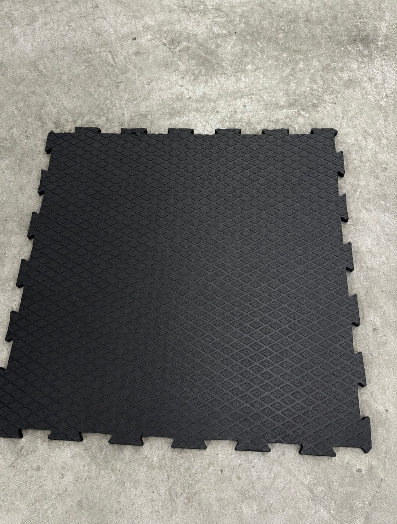 Nieuwe stalmatten 100x100x20 RESTPARTIJ ACTIE!, Dieren en Toebehoren, Stalling en Weidegang, Stalling, 4 paarden of pony's of meer