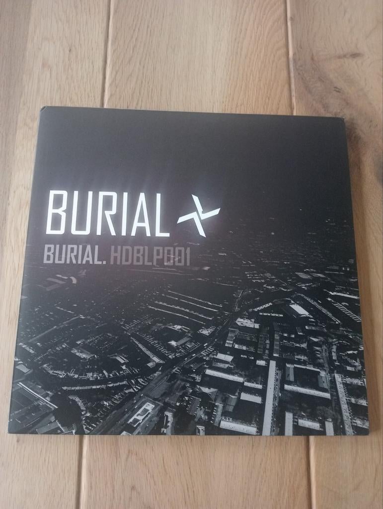 Coffret 2 LP Burial 2016 en parfait état, CD & DVD, Vinyles | Dance & House, Enlèvement ou Envoi, Comme neuf, 12 pouces, Musique d'ambiance ou Lounge