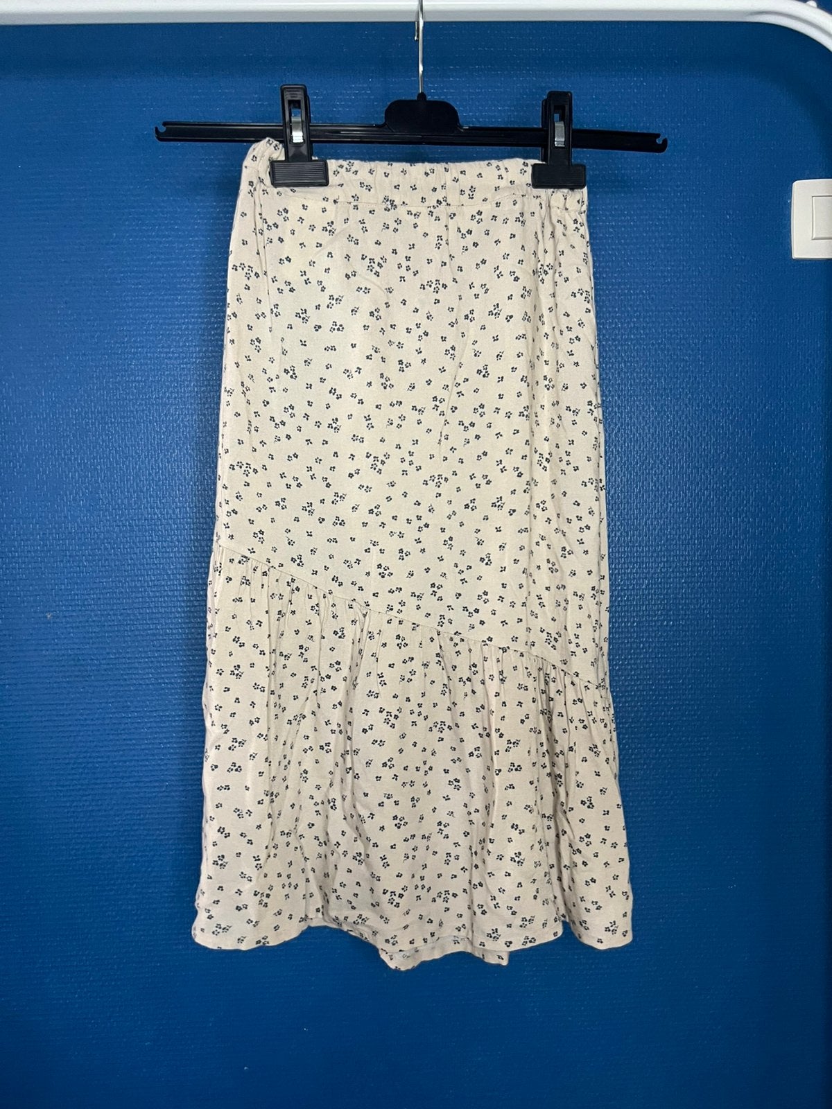 Jupe à fleur longue, Kinderen en Baby's, Kinderkleding | Maat 134, Ophalen, Nieuw, Meisje, Jurk of Rok