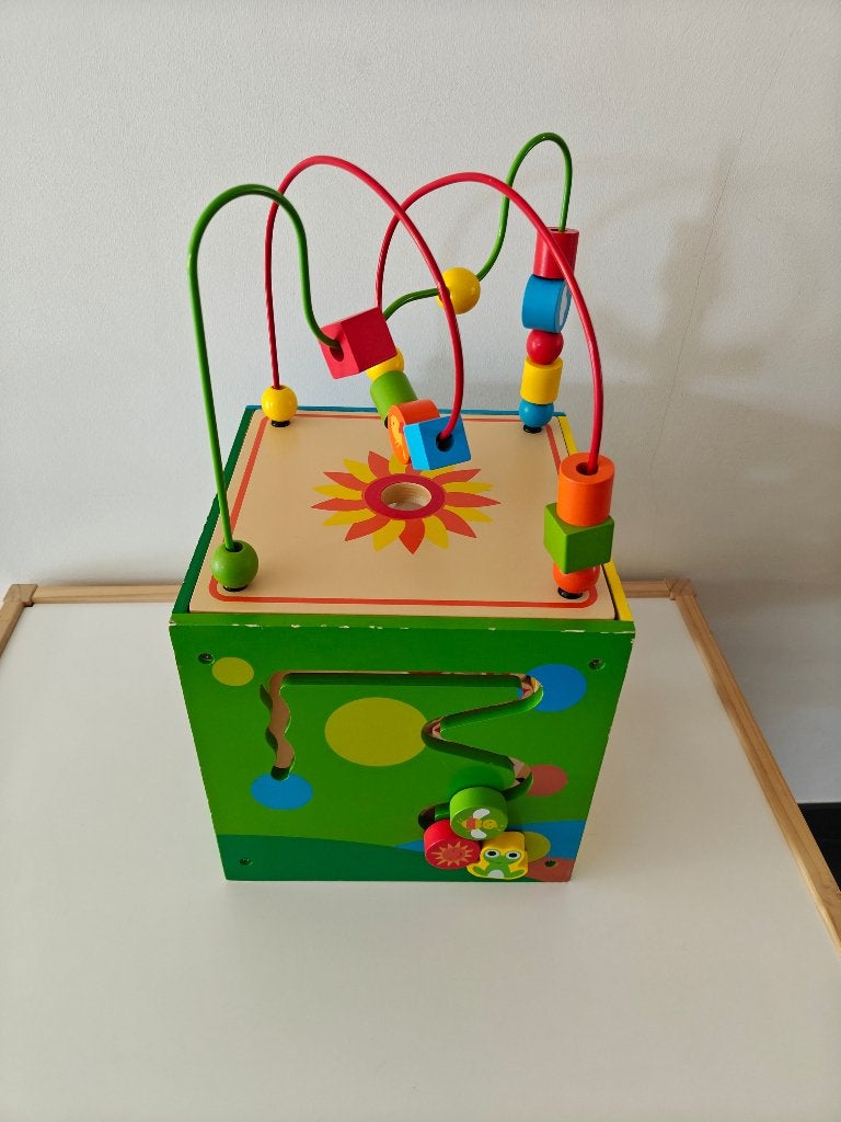 Houten activiteiten kubus met 7 diertjes, Ophalen, Zo goed als nieuw, Overige typen
