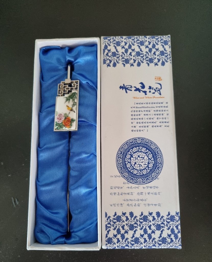 Livreur/ouvre-lettres en porcelaine chinoise, Antiquités & Art, Envoi