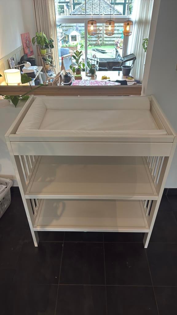 Verzorgingstafel ikea, Kinderen en Baby's, Ophalen, Zo goed als nieuw