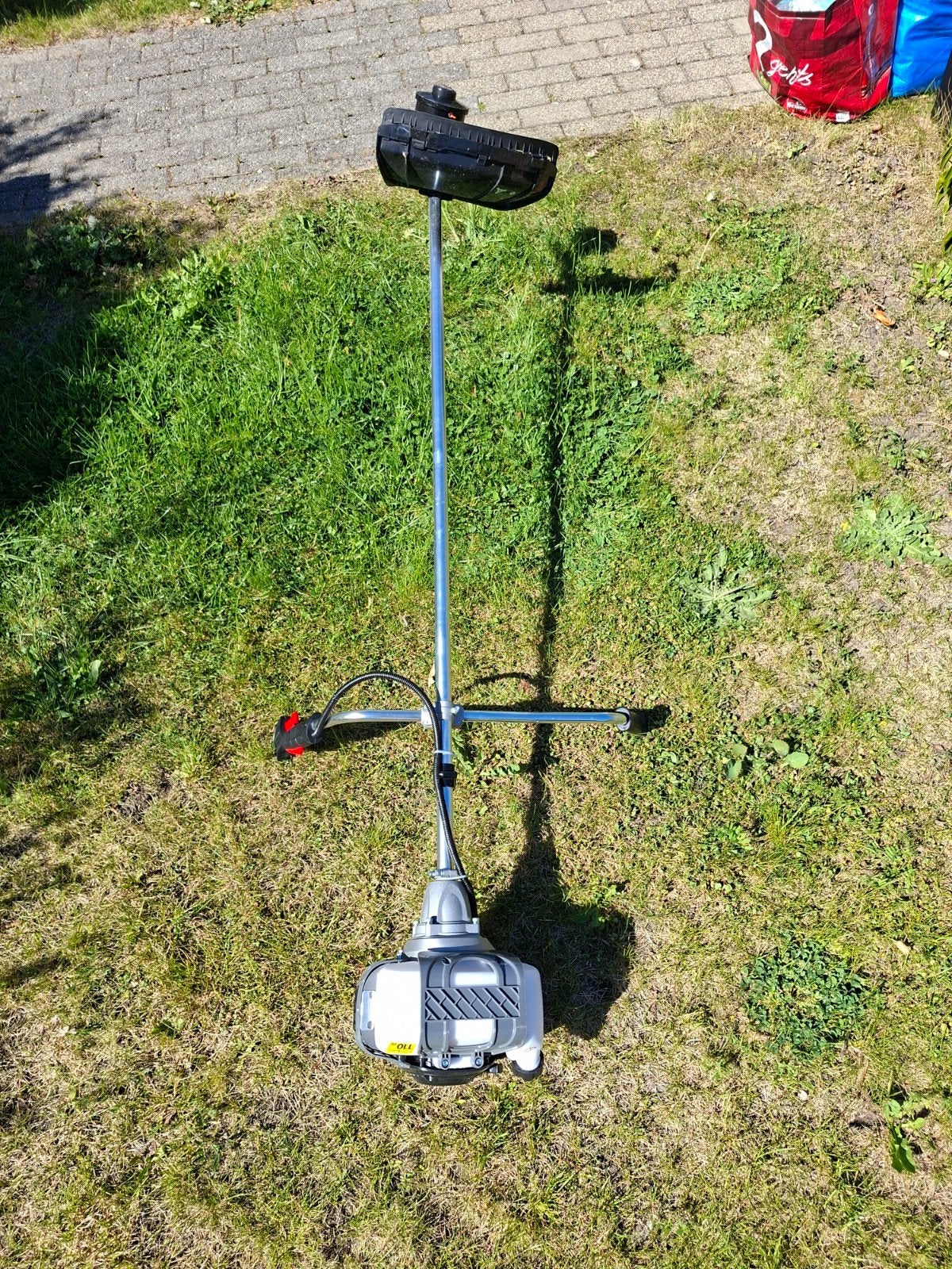 Powerplus bosmaaier, Enlèvement
