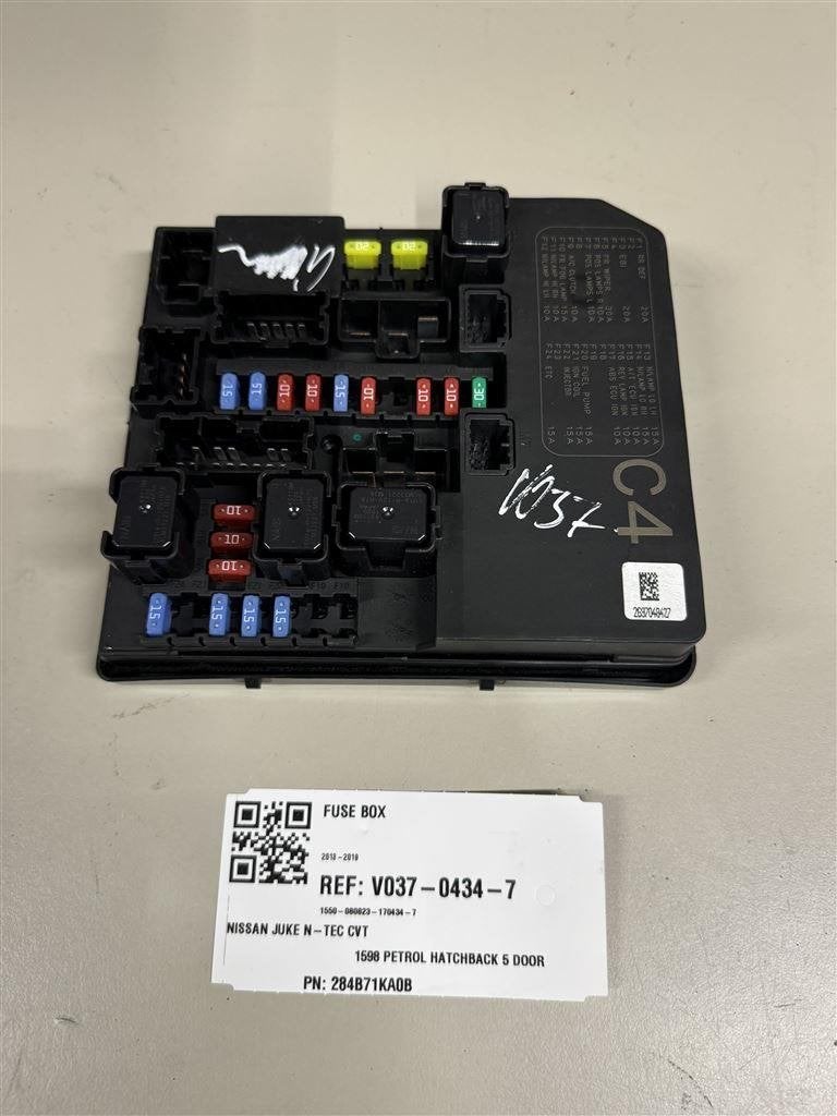 Nissan Juke N-tec Cvt 2014 Fuse box 284B71KA0B, Enlèvement ou Envoi, Comme neuf