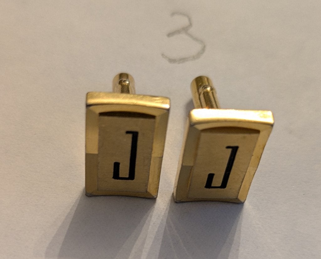 klassevolle manchetknopen met J op vermeld, Bijoux, Sacs & Beauté, Boutons de manchette, Enlèvement, Comme neuf, Autres matériaux