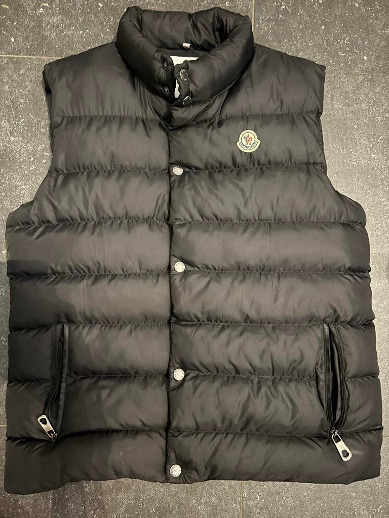 Moncler bodywarmer (moet nu weg!!), Enlèvement, Comme neuf, Taille 56/58 (XL)