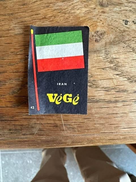 étiquette de boîte d'allumettes Végé Iran, Collections, Boîtes ou marques d'allumettes, Enlèvement ou Envoi, Utilisé, Info@vegelu.c