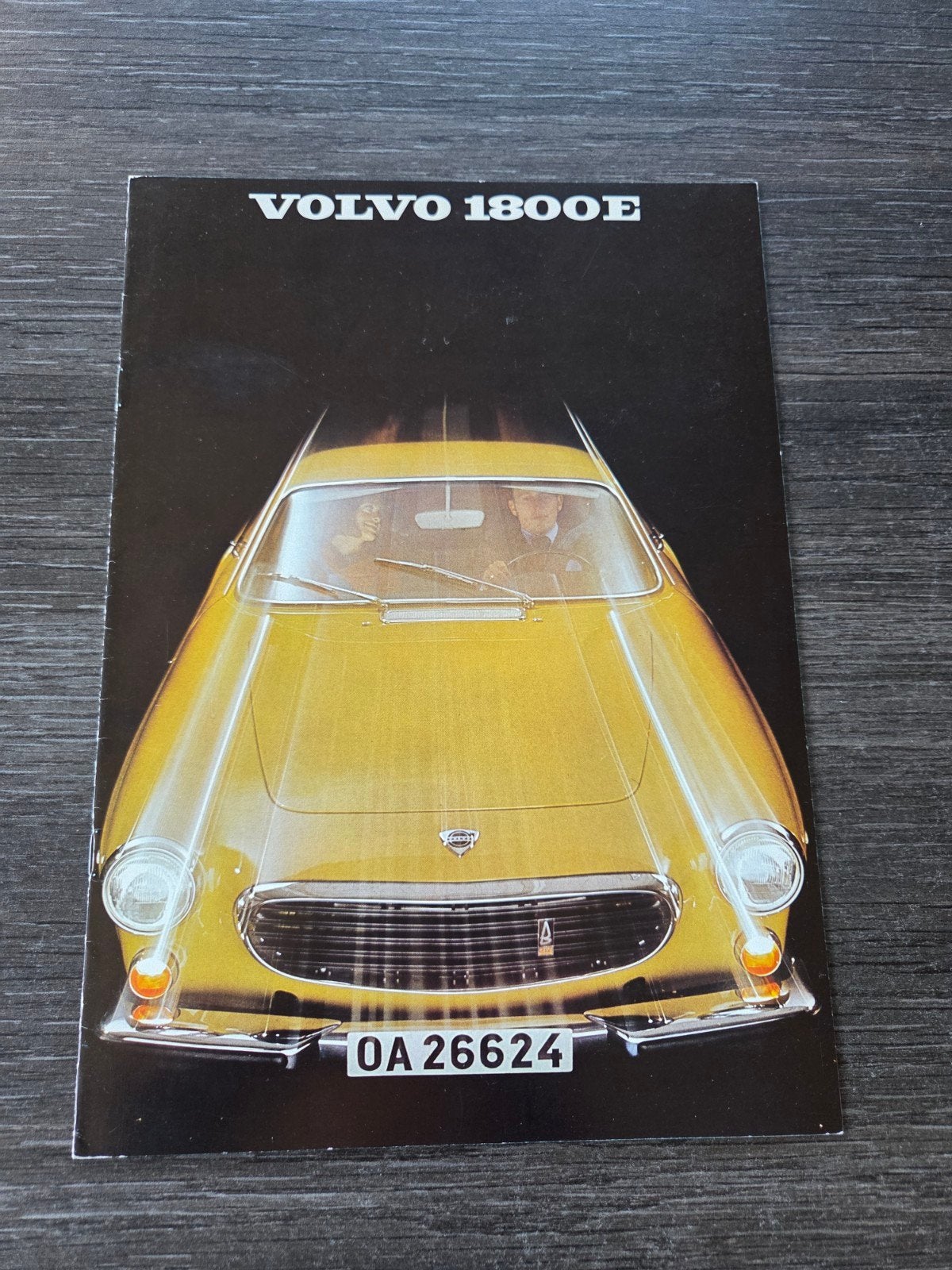 Volvo 1800 E folder 8/69 model 1970, Boeken, Catalogussen en Folders, Ophalen of Verzenden, Folder
