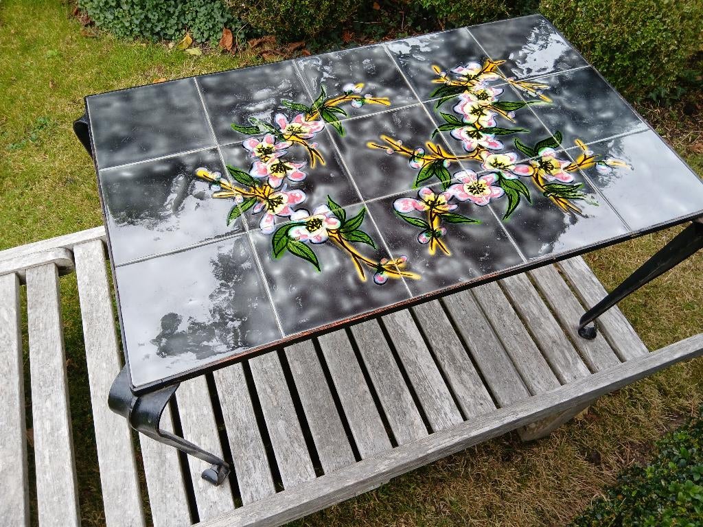 retro salontafel Vallauris tegeltafel smeedijzer 60s Vintage, Huis en Inrichting, Tafels | Salontafels, Ophalen