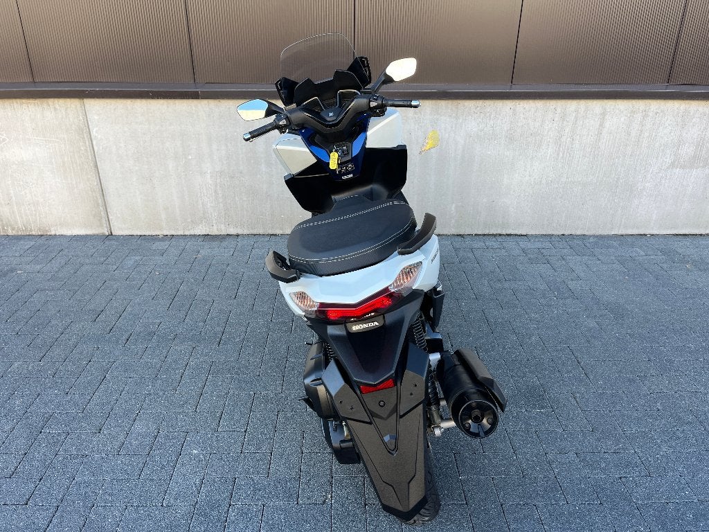 Honda Forza 125 2016, Motoren, Scooter, 125 cc, 11 kW of minder, Automaat