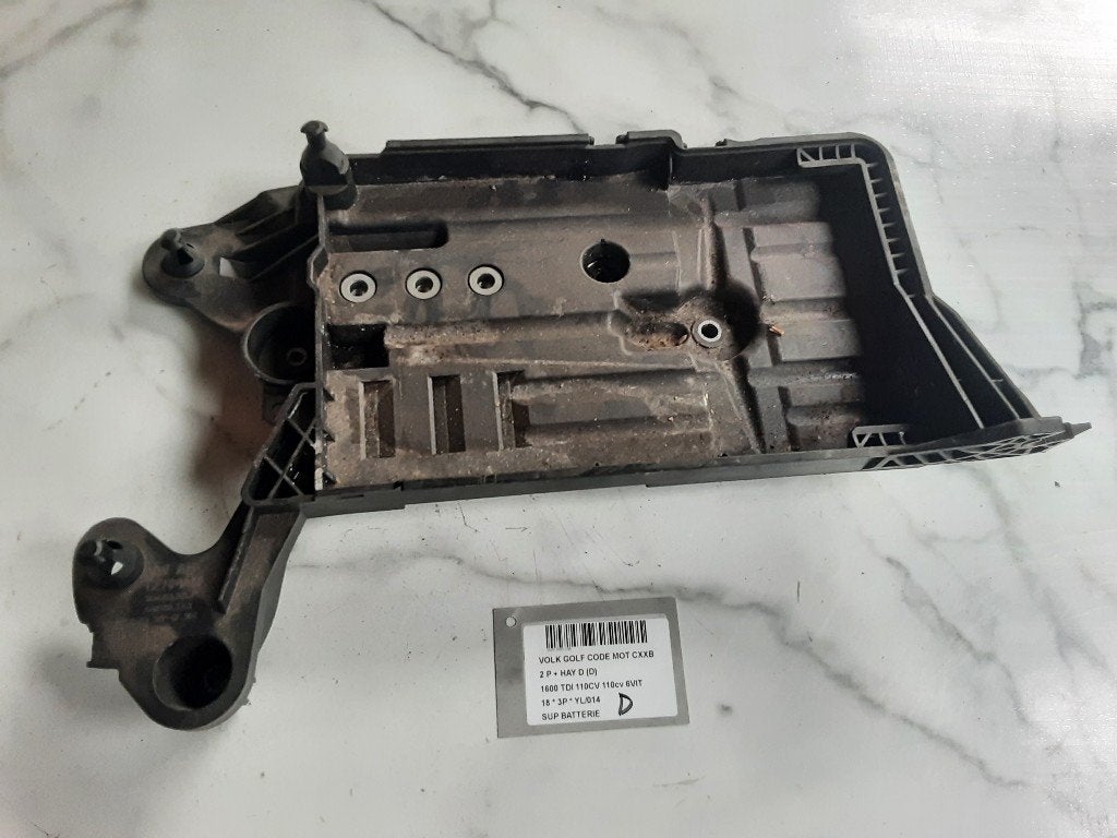 SUPPORT DE BATTERIE Volkswagen Golf VII (AUA) (5Q0915321J), Volkswagen, Mevr. I. Hauben, Utilisé, Rue de l'Espoir 34 34
4030  GRIVEGNÉE, BE