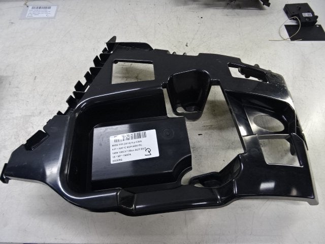 DIVERS DIVERS BMW 1 serie (F20) (01-2010/06-2019), Utilisé, BMW, Petuelring 130
80809  München, DE, Bayerische Motoren Werke AG