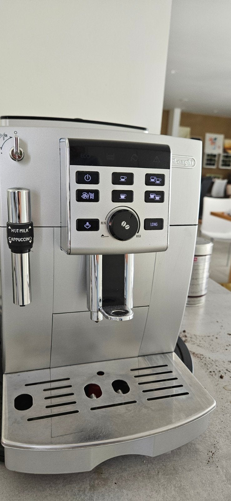 Machine à café entièrement automatique DeLonghi avec garanti, Réservoir d'eau amovible, Enlèvement ou Envoi, Café en grains, Comme neuf